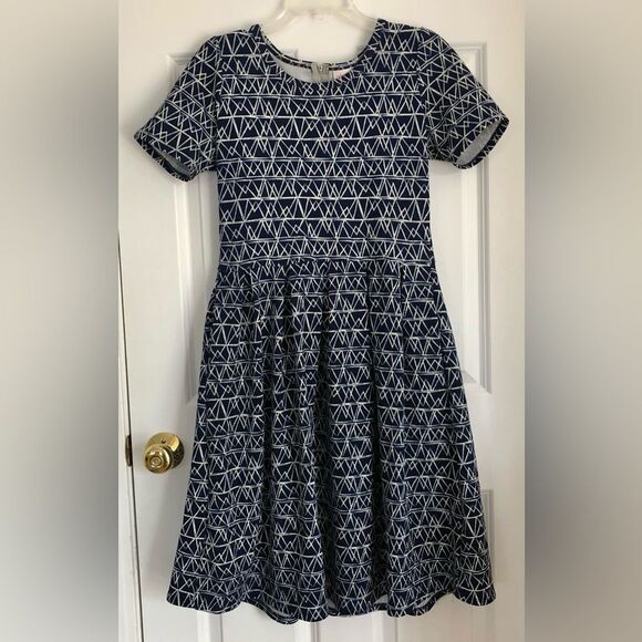 LULA ROE AMELIA DRESS SHORT SLEEVES RETRO WITH GEOMETRIC PRINT SIZE MEDIUM - Picture 2 of 10
